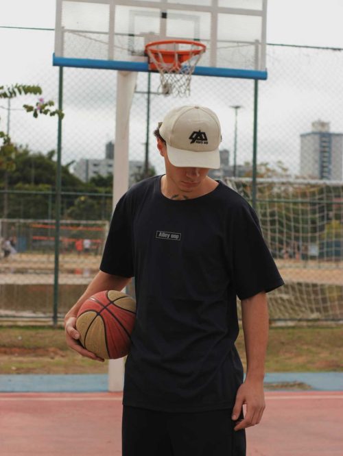 camiseta-preta-alleyoop-feminina-masculina